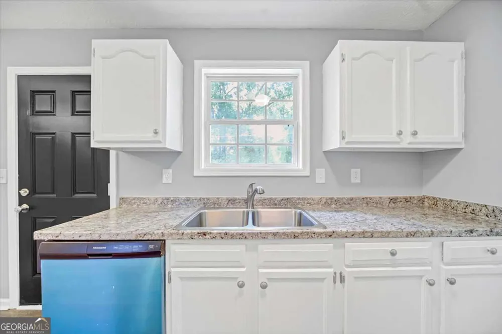 51 Johnson AVE Newnan, GA 30263