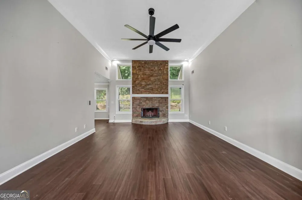 2506 Sky Valley DR Dacula, GA 30019