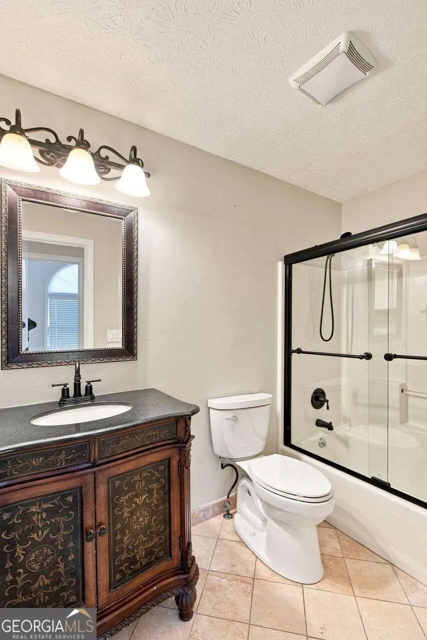 136 Springcrest TRL Lawrenceville, GA 30046
