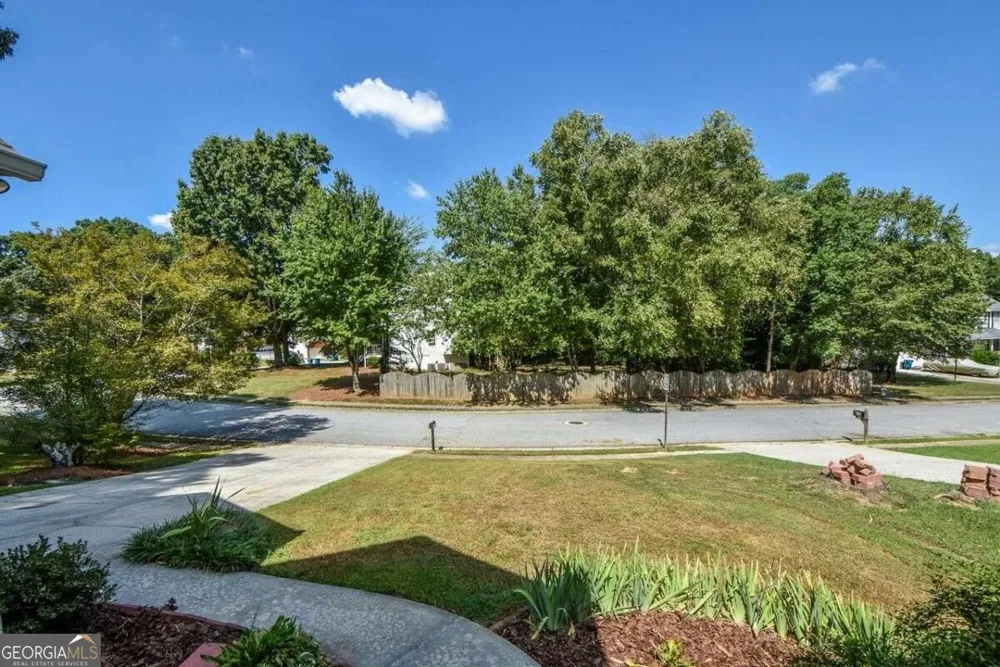 136 Springcrest TRL Lawrenceville, GA 30046