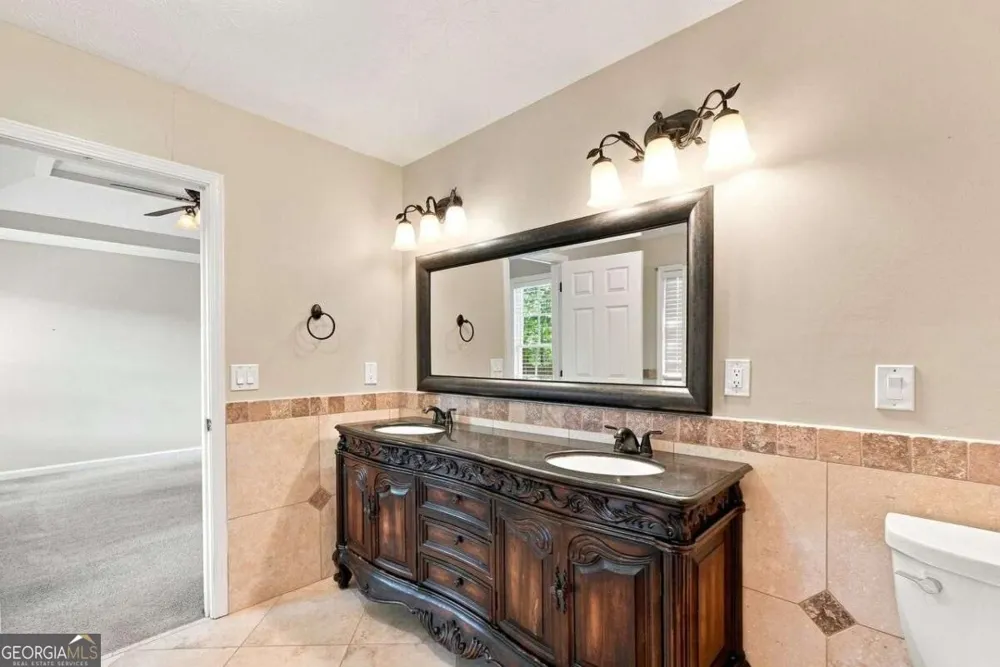 136 Springcrest TRL Lawrenceville, GA 30046