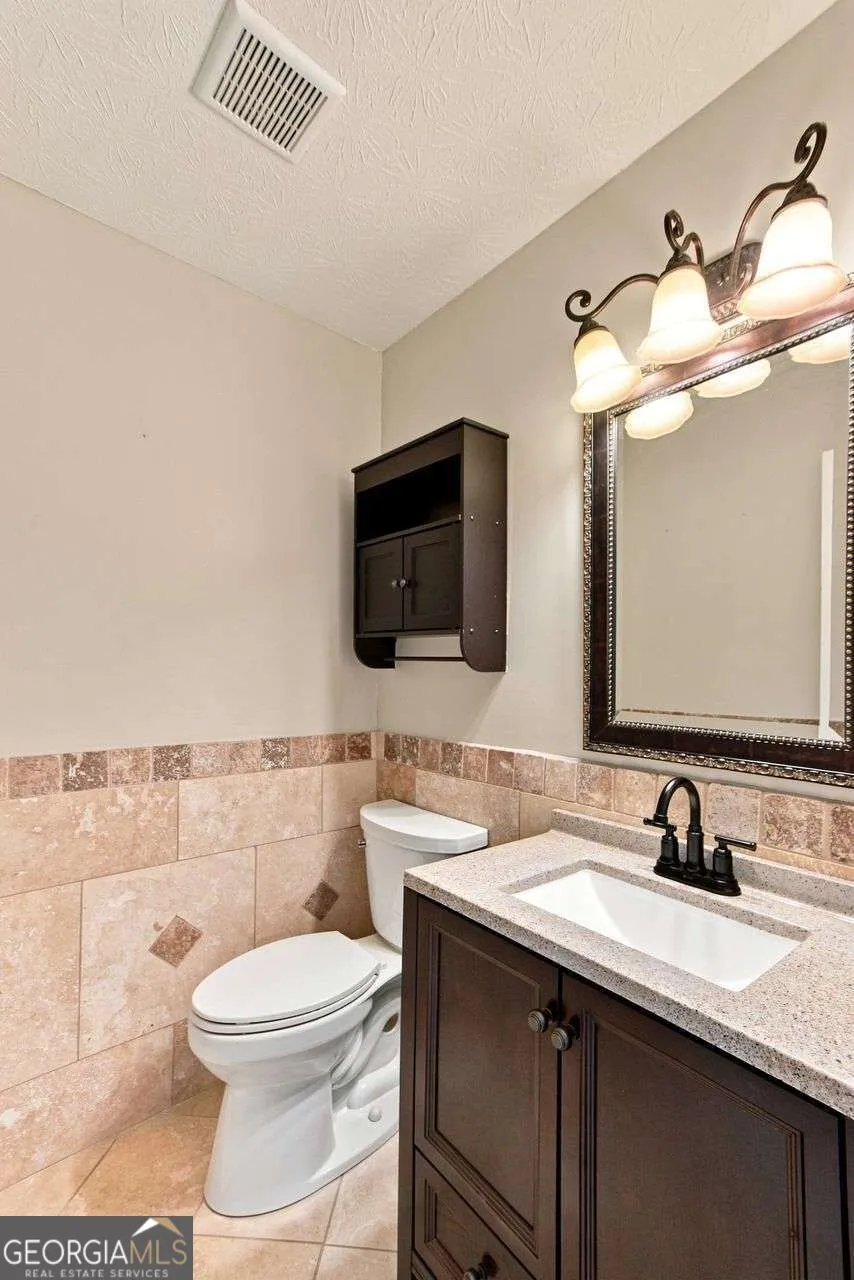 136 Springcrest TRL Lawrenceville, GA 30046