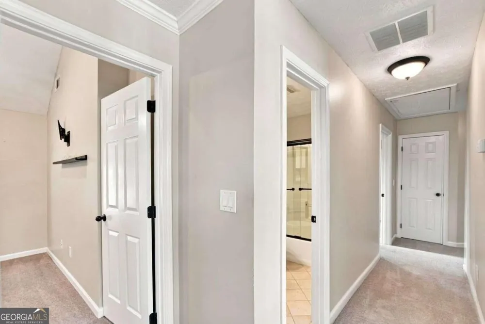 136 Springcrest TRL Lawrenceville, GA 30046