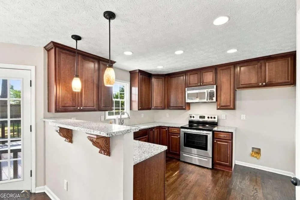 136 Springcrest TRL Lawrenceville, GA 30046