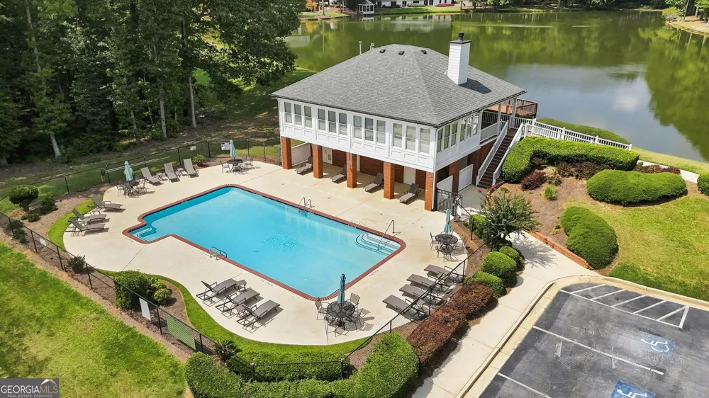 165 Rebecca CT Fayetteville, GA 30215