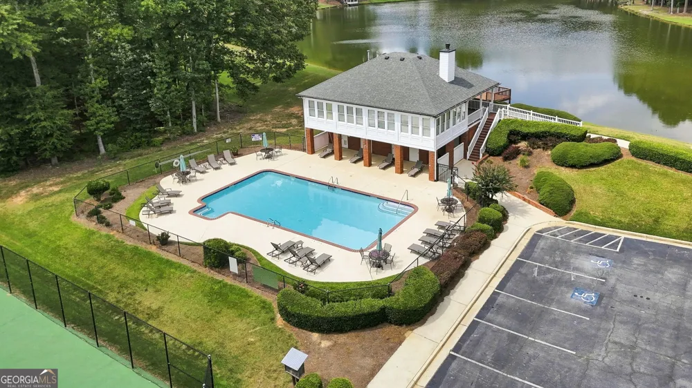 165 Rebecca CT Fayetteville, GA 30215