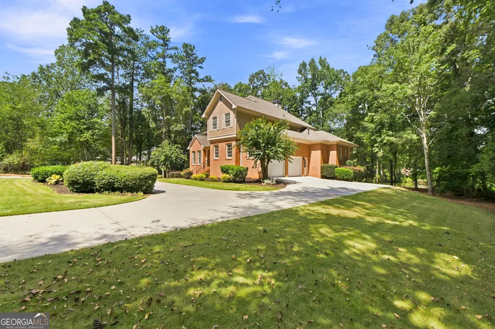 165 Rebecca CT Fayetteville, GA 30215