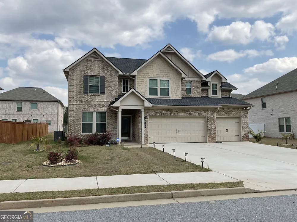 137 Cabin WAY Hampton, GA 30228