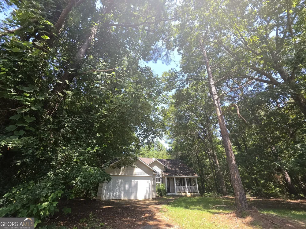303 Nelson RD NW Milledgeville, GA 31061