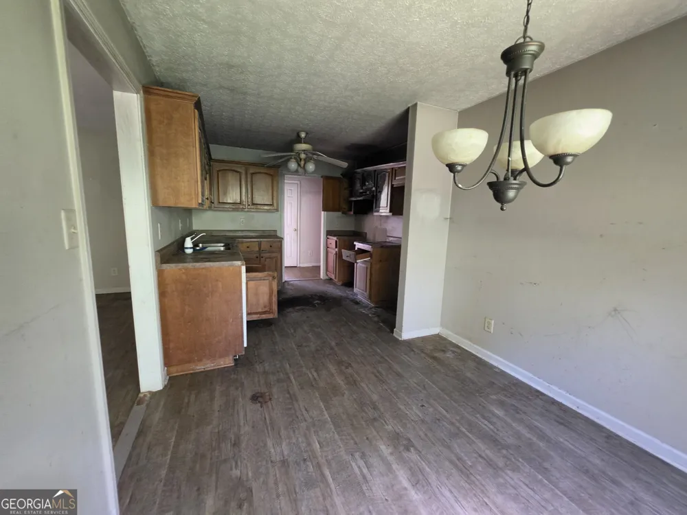 303 Nelson RD NW Milledgeville, GA 31061