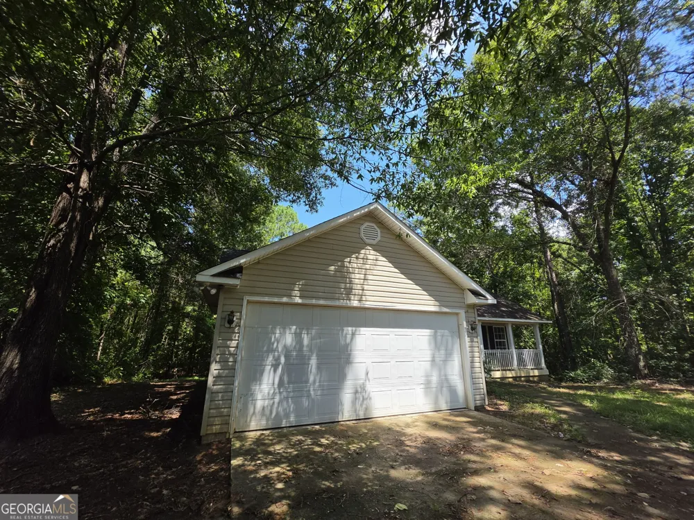 303 Nelson RD NW Milledgeville, GA 31061