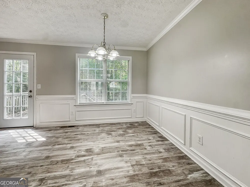 335 Paradise DR Douglasville, GA 30134