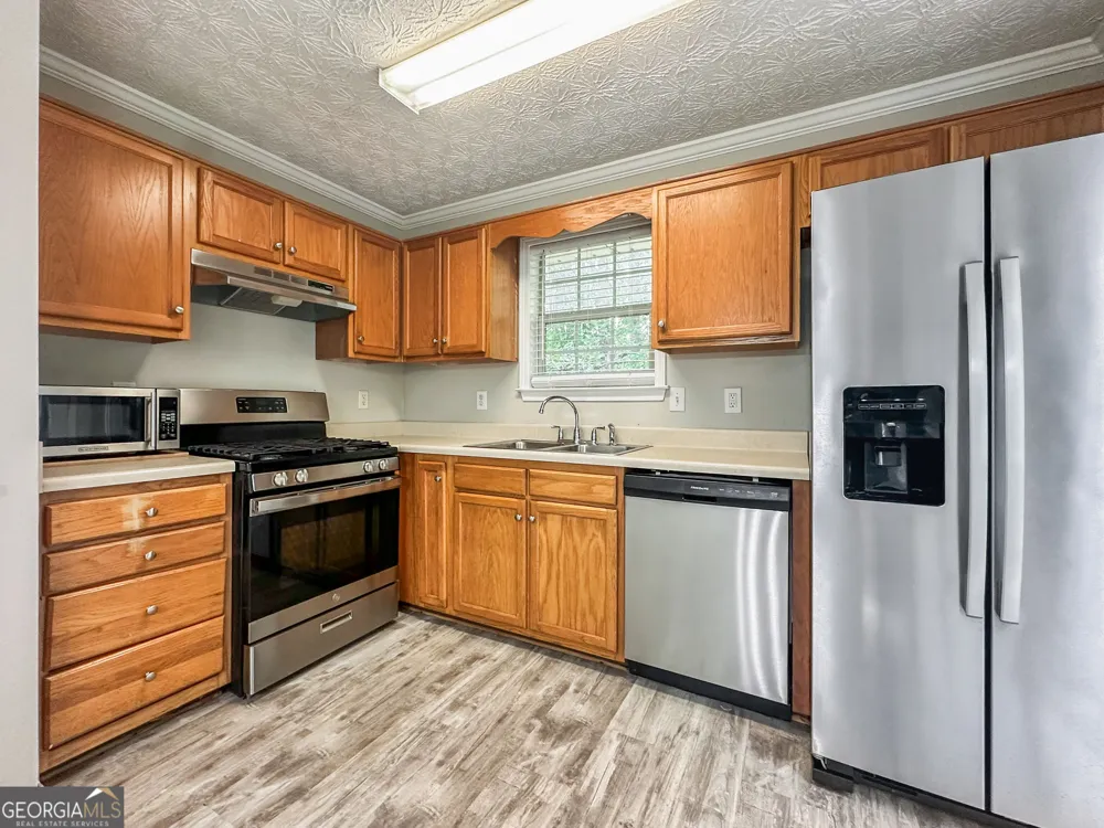 335 Paradise DR Douglasville, GA 30134