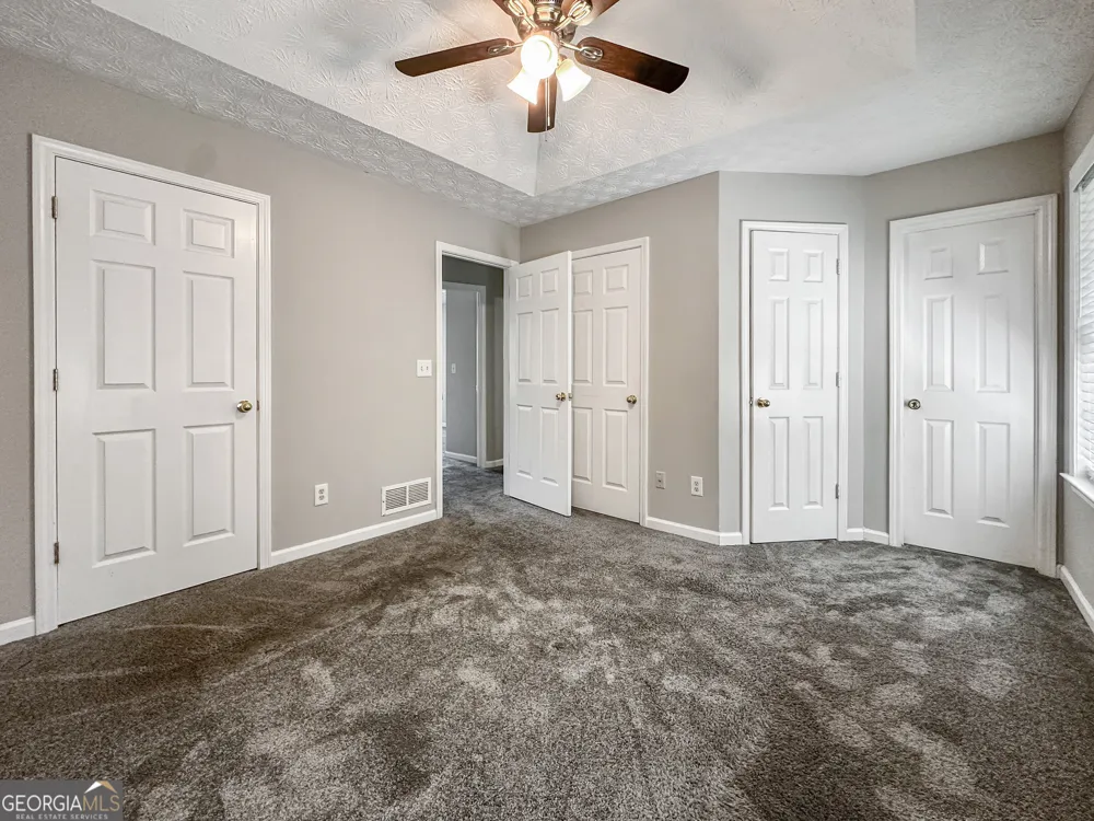 335 Paradise DR Douglasville, GA 30134
