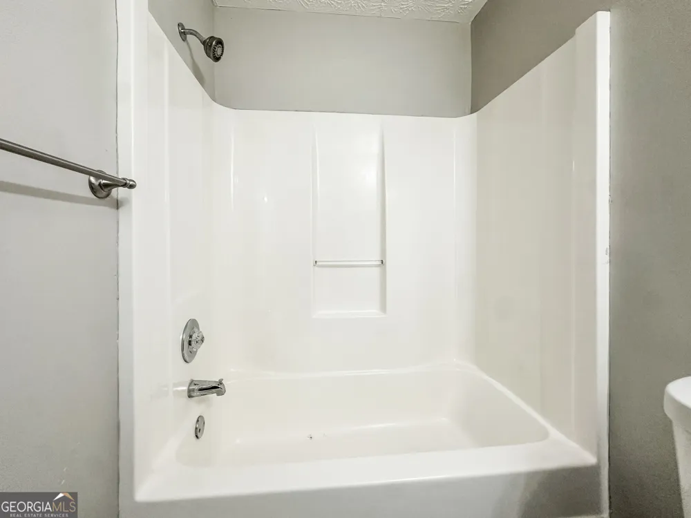 335 Paradise DR Douglasville, GA 30134
