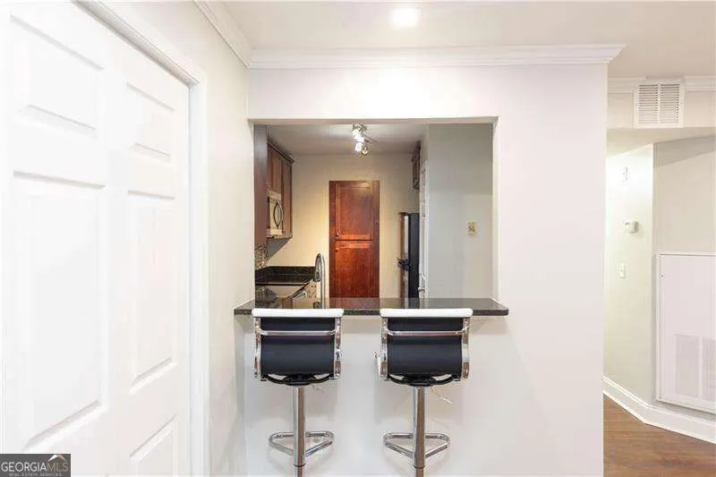 2657 Lenox RD Atlanta, GA 30324