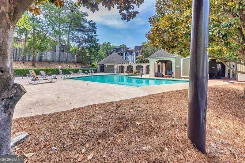 2657 Lenox RD Atlanta, GA 30324