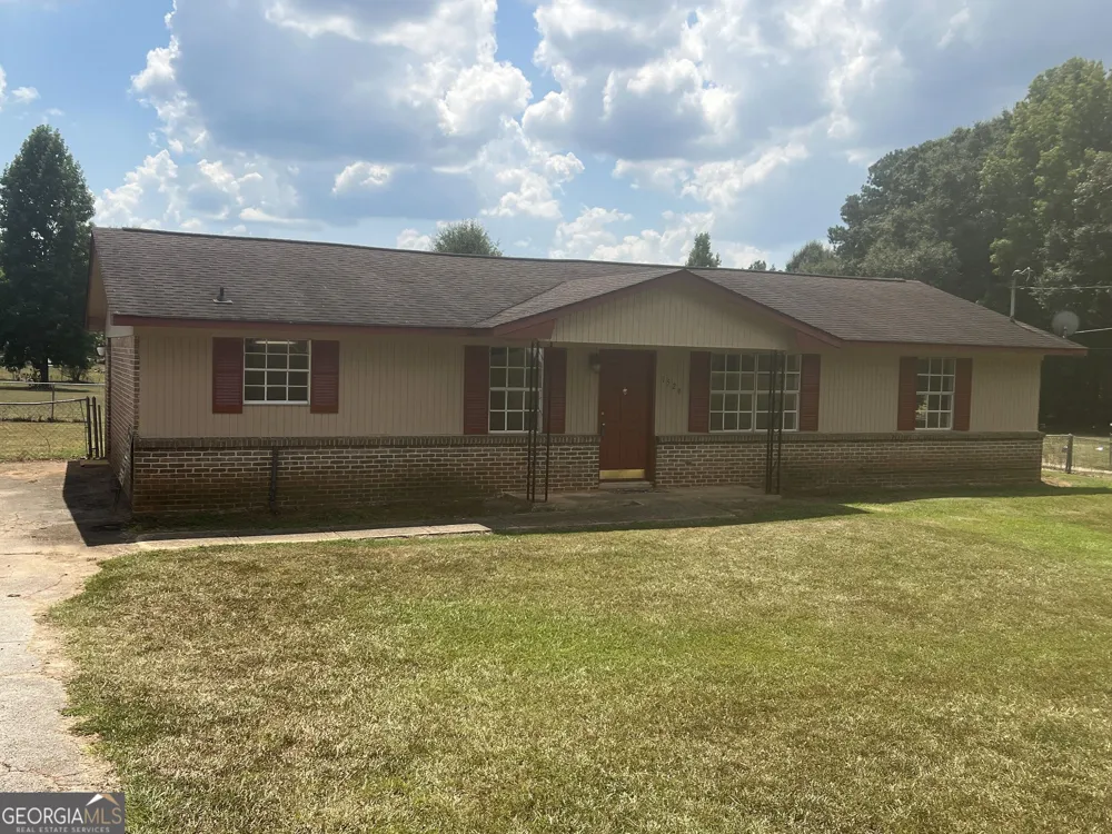 1529 S Davis RD LaGrange, GA 30241
