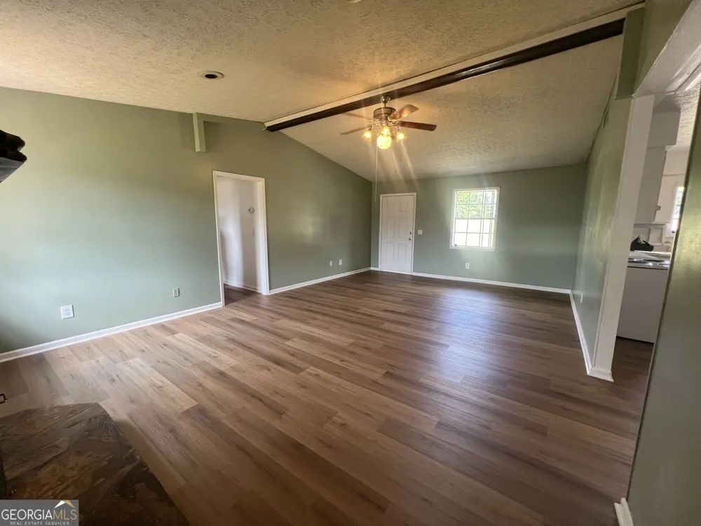 1529 S Davis RD LaGrange, GA 30241