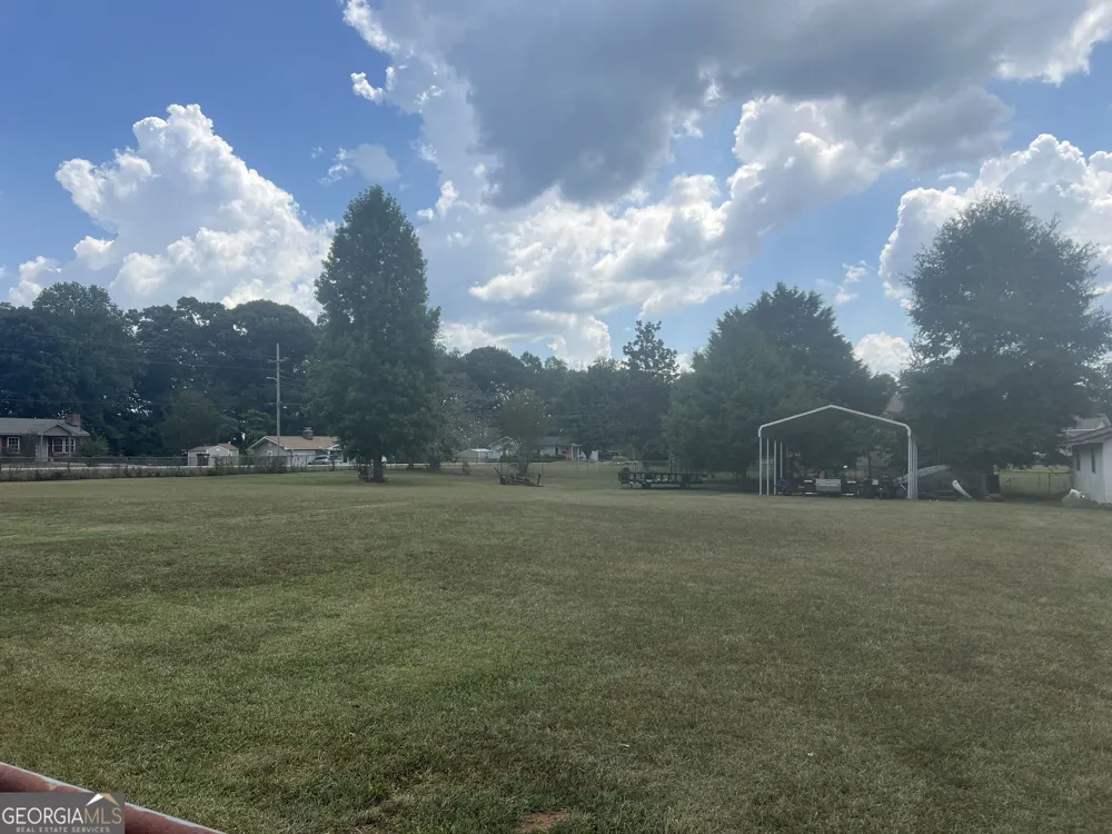 1529 S Davis RD LaGrange, GA 30241