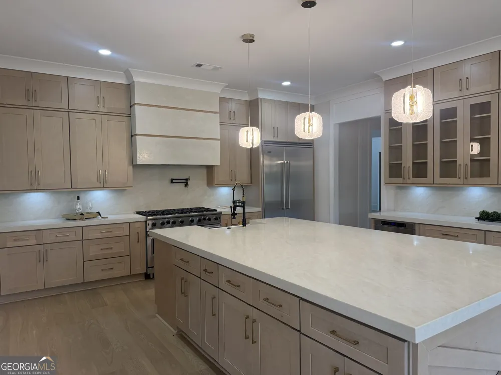 6222 Bridgewood DR Buford, GA 30518