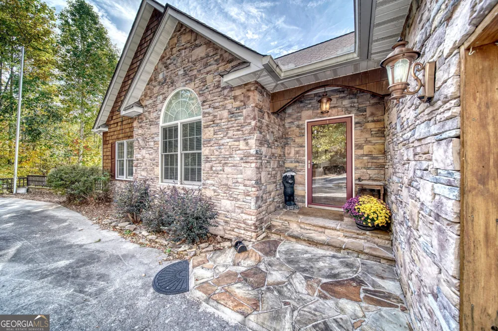 883 Ramey Mountain RD Hiawassee, GA 30546