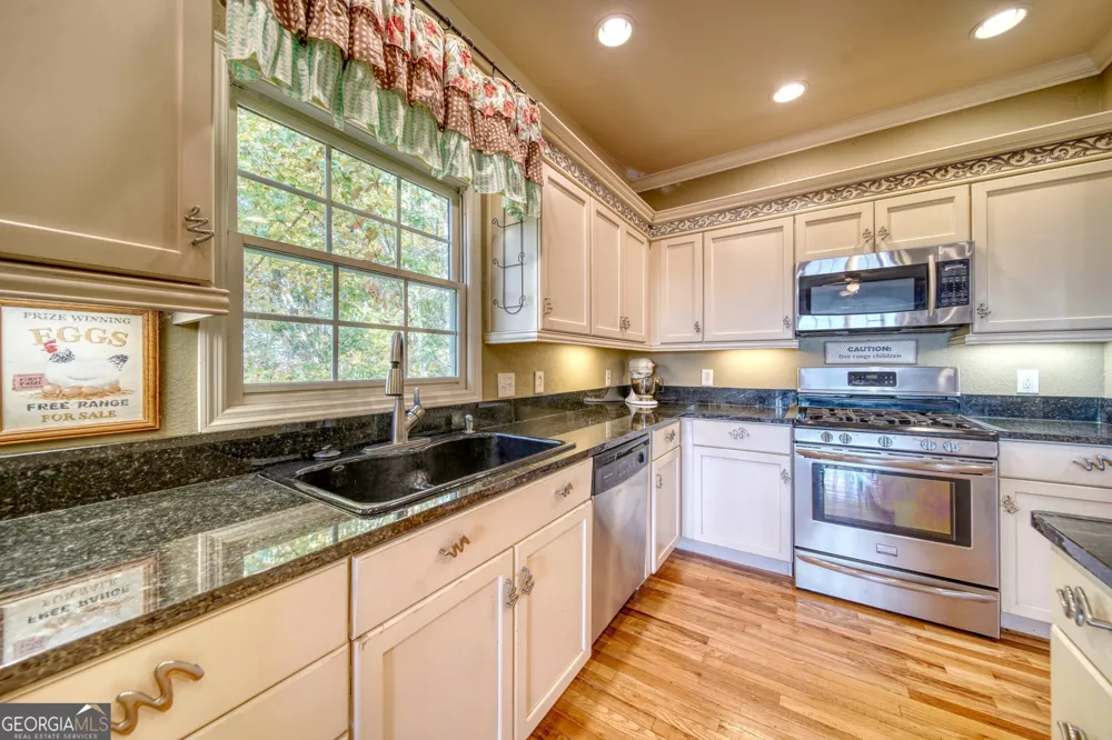 883 Ramey Mountain RD Hiawassee, GA 30546