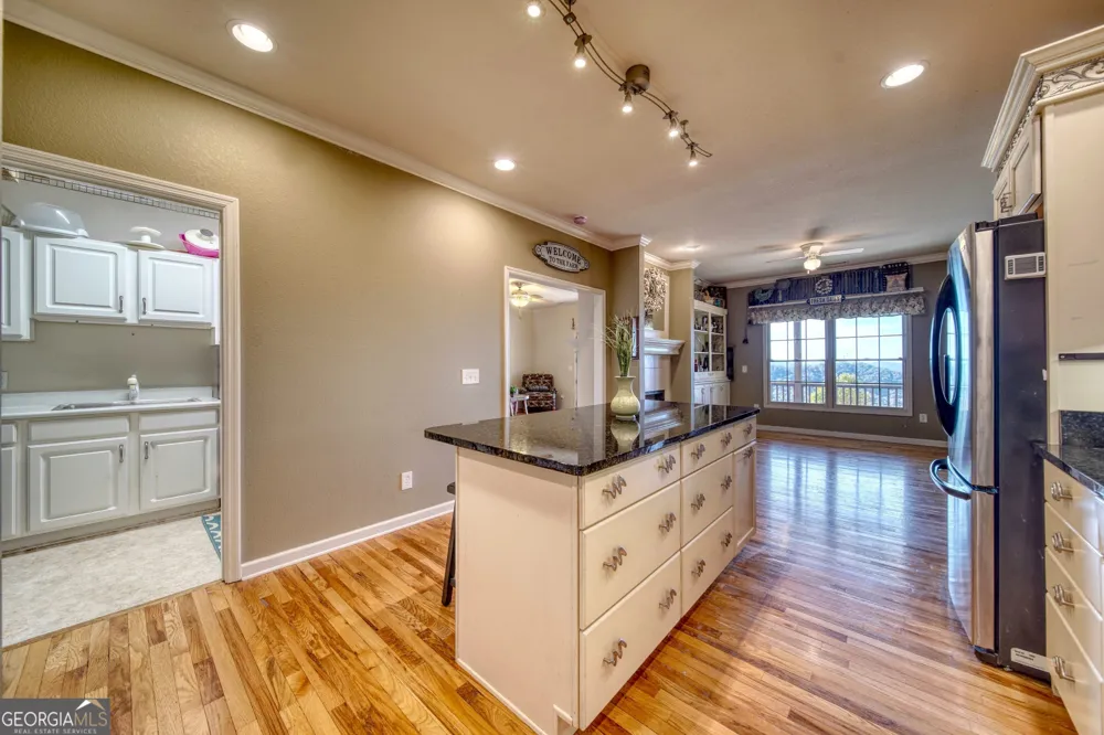 883 Ramey Mountain RD Hiawassee, GA 30546