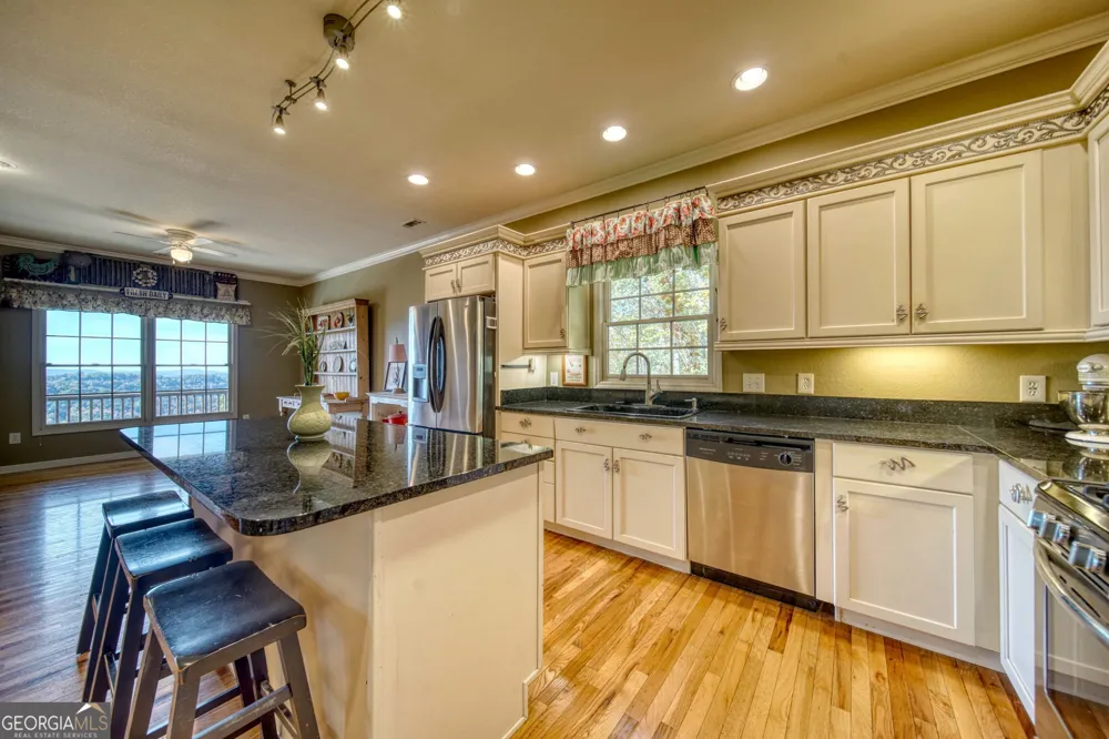 883 Ramey Mountain RD Hiawassee, GA 30546