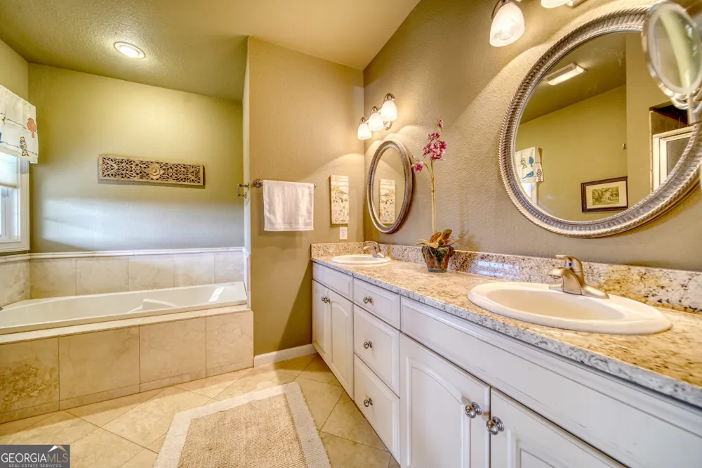 883 Ramey Mountain RD Hiawassee, GA 30546