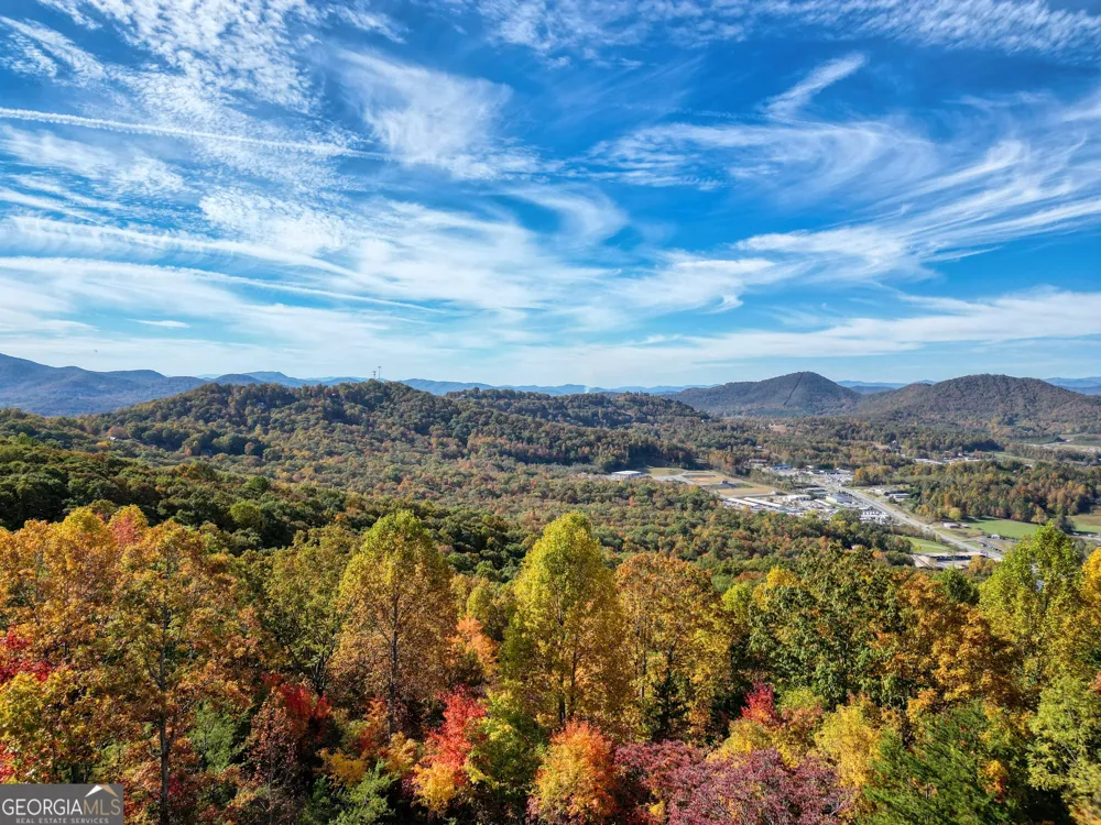 883 Ramey Mountain RD Hiawassee, GA 30546