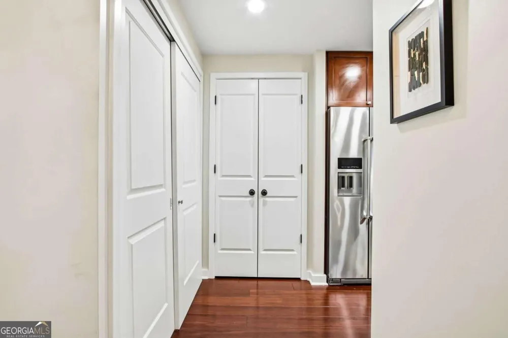 3338 Peachtree RD NE Atlanta, GA 30326