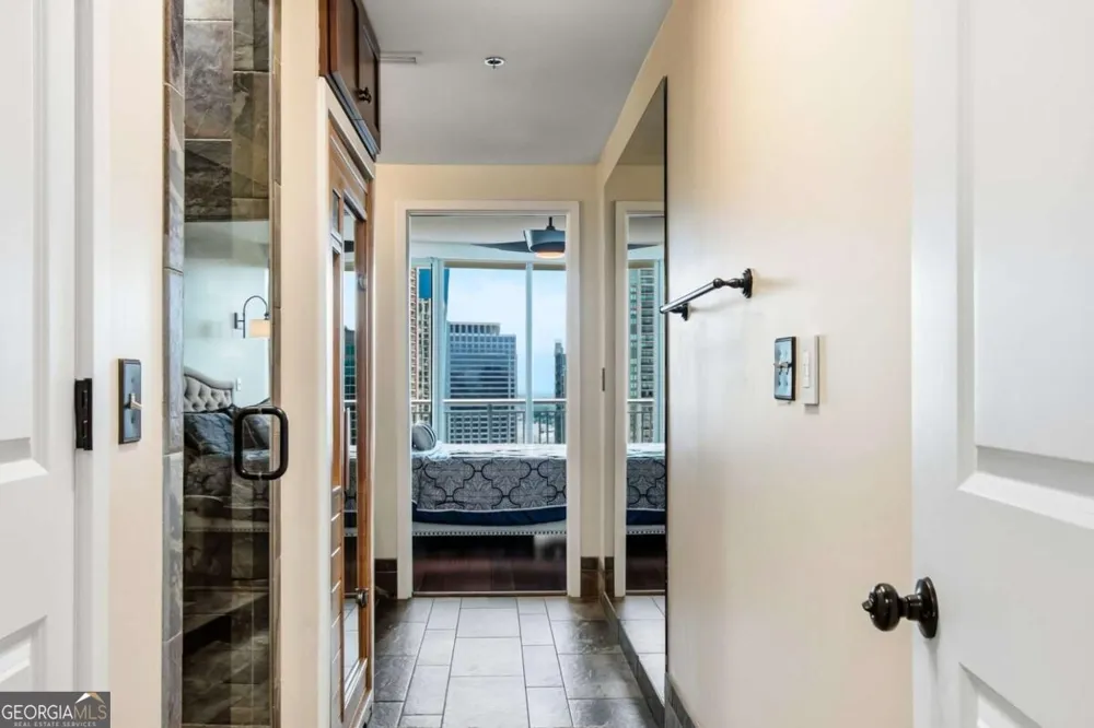 3338 Peachtree RD NE Atlanta, GA 30326