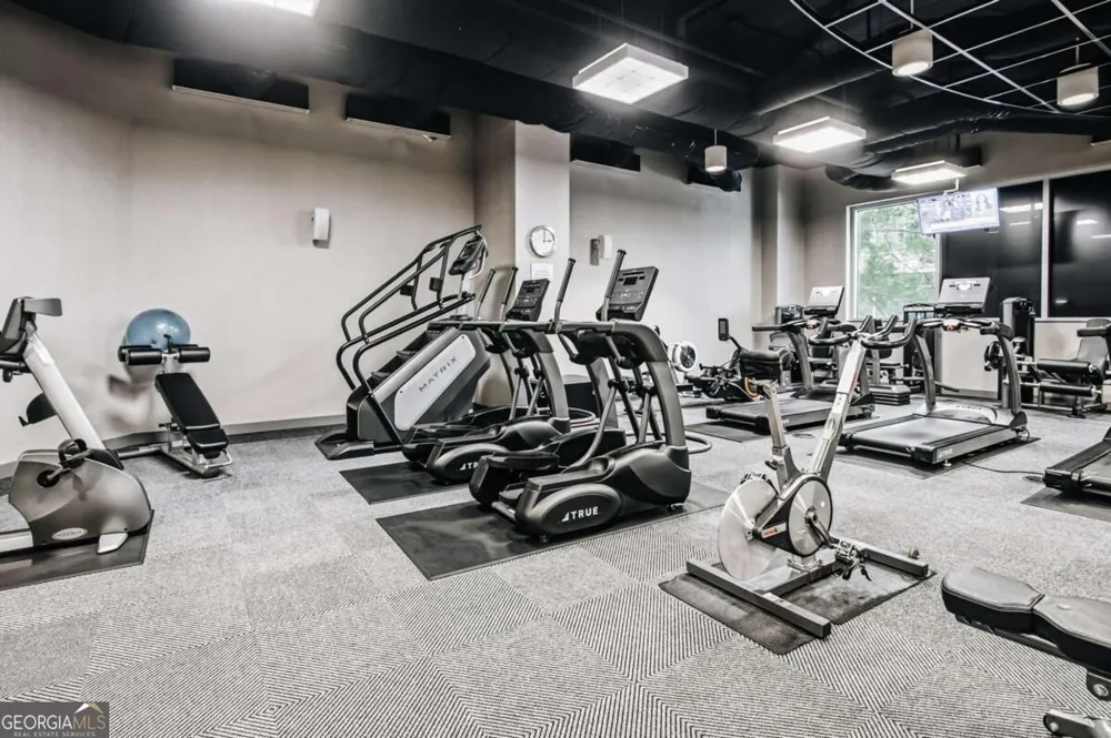 3338 Peachtree RD NE Atlanta, GA 30326