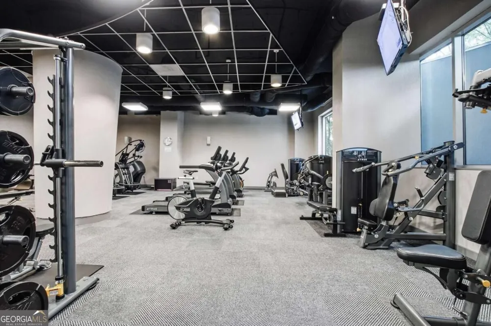 3338 Peachtree RD NE Atlanta, GA 30326