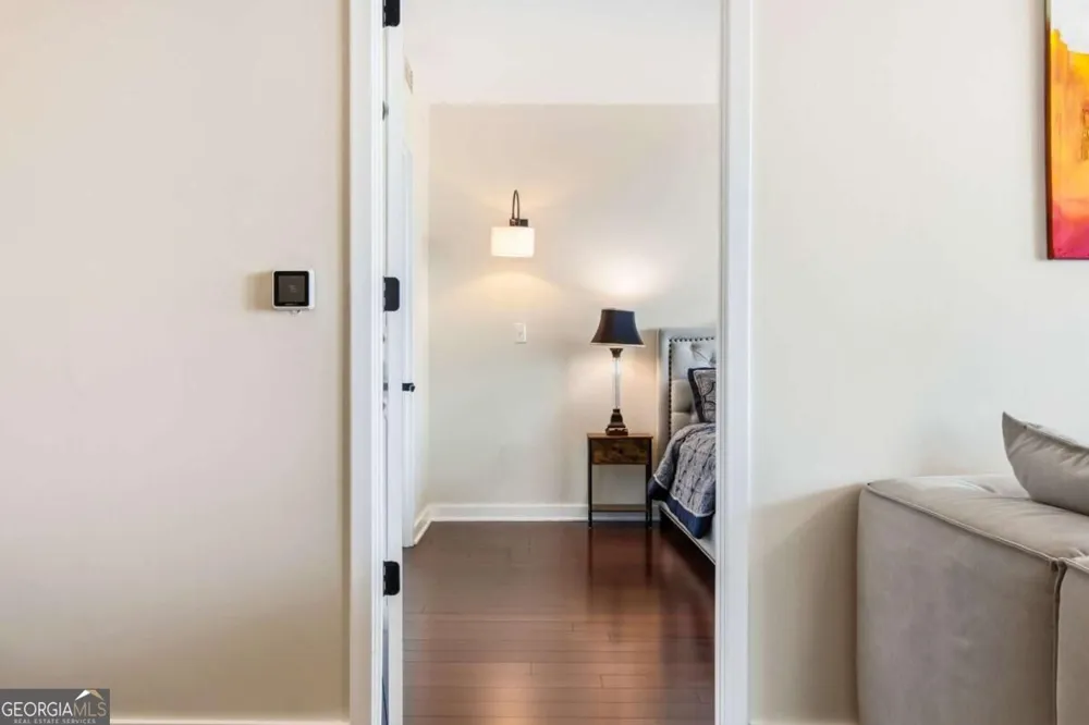 3338 Peachtree RD NE Atlanta, GA 30326