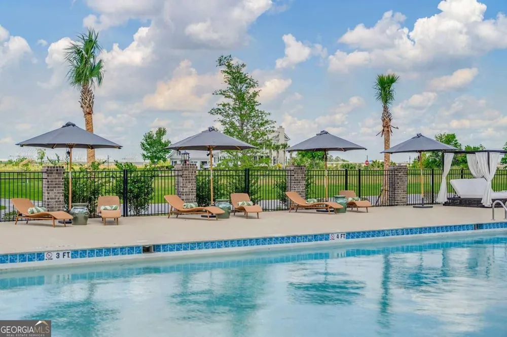 133 Reserve CIR Savannah, GA 31401