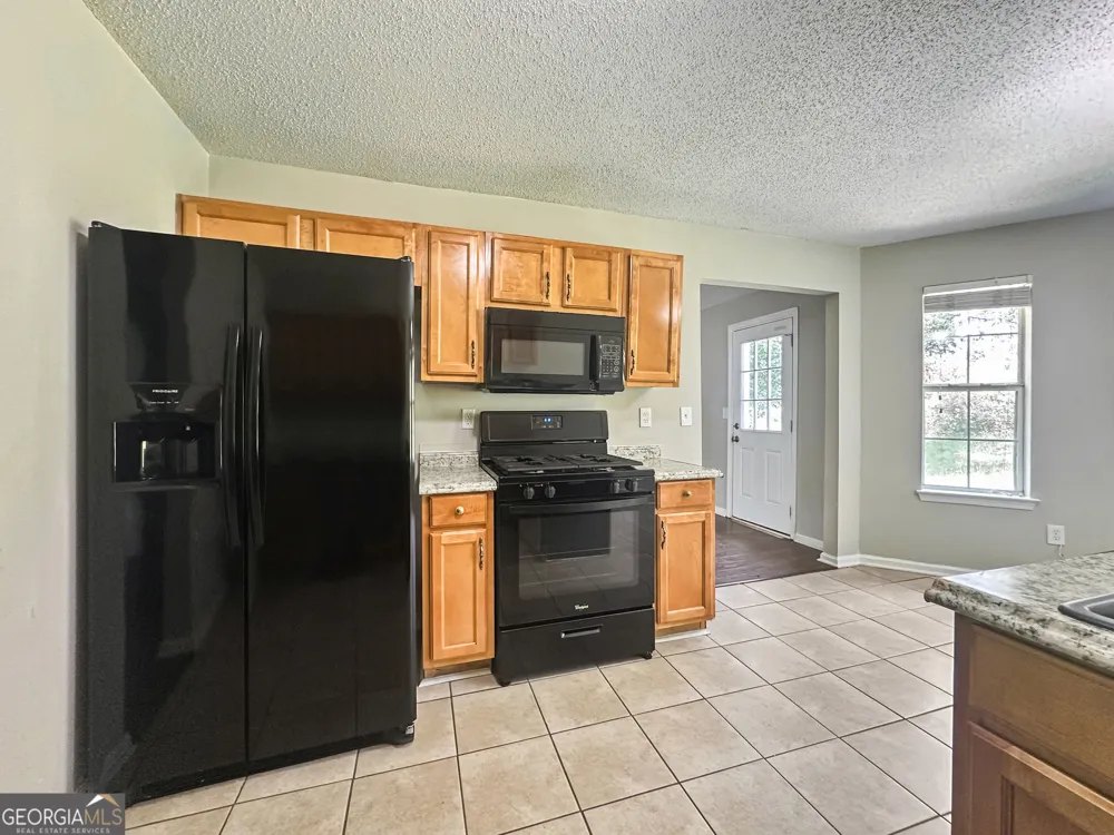 1017 Maris LN McDonough, GA 30253