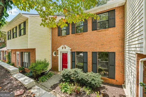 3190 Cape CIR