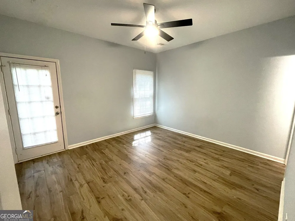 994 Sims ST Atlanta, GA 30310