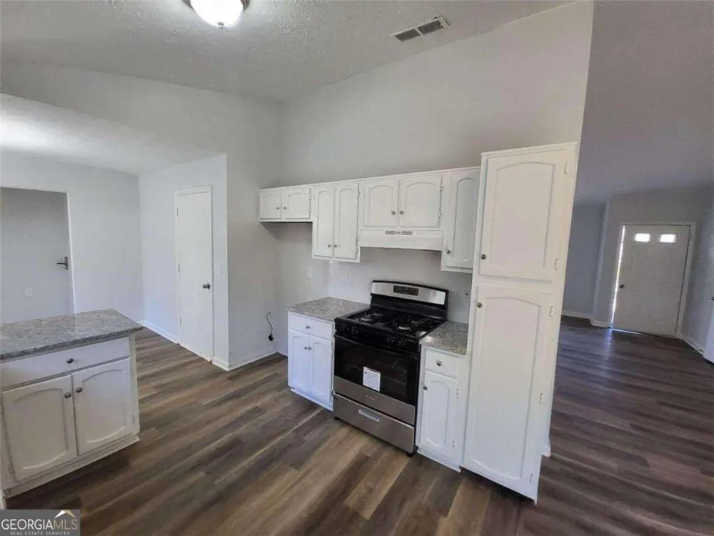 915 Fox Valley CT Stone Mountain, GA 30088