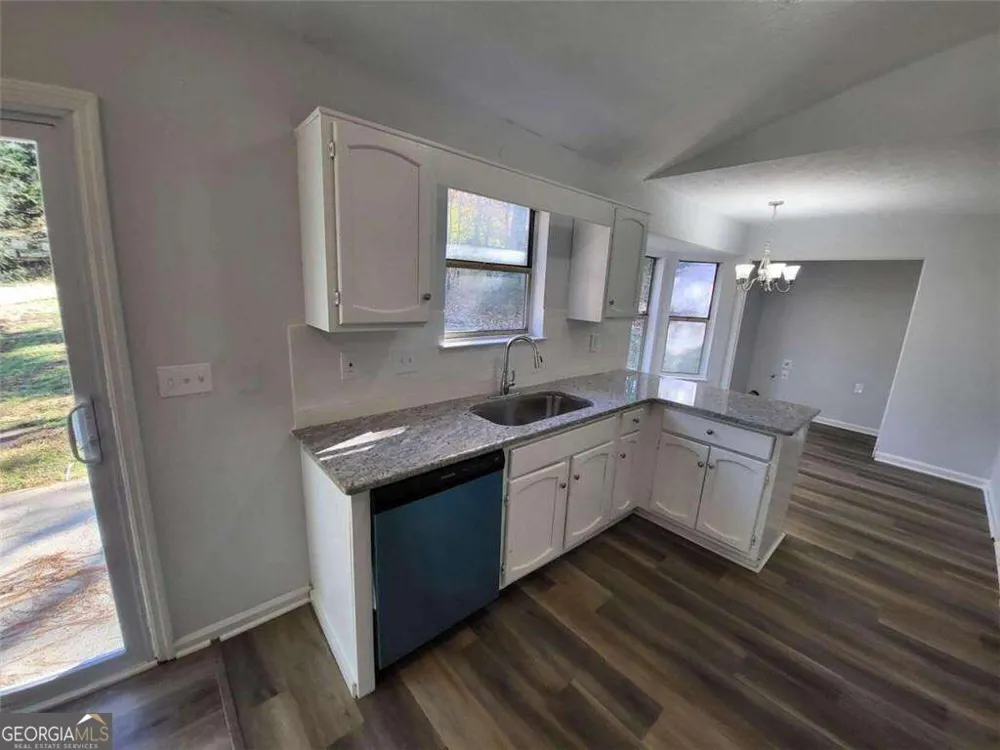 915 Fox Valley CT Stone Mountain, GA 30088