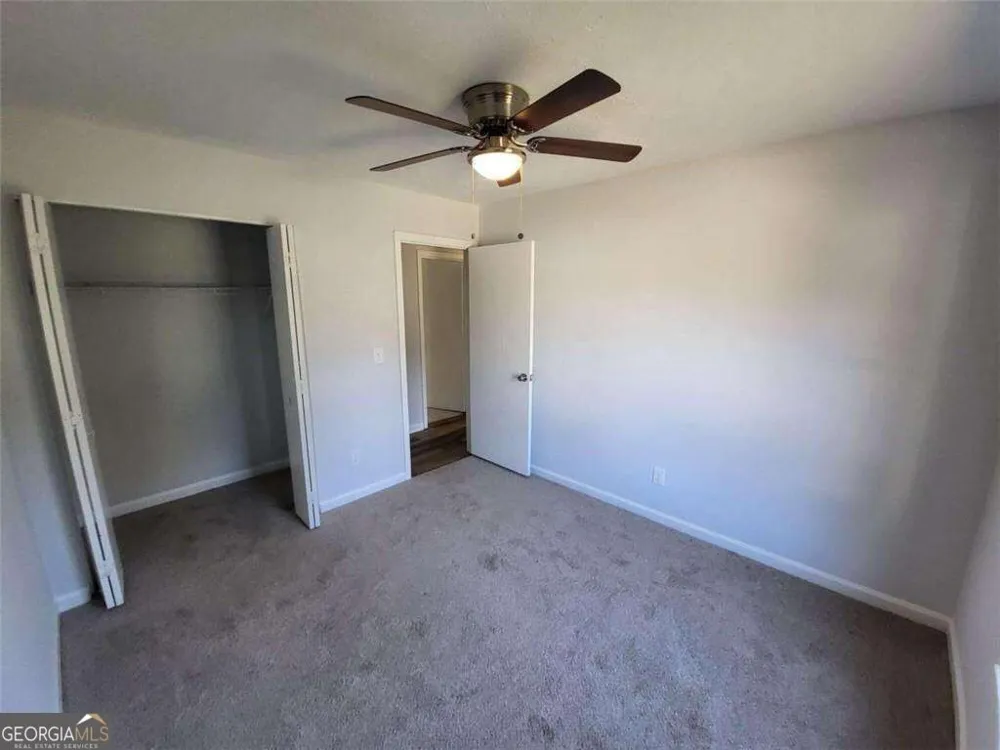 915 Fox Valley CT Stone Mountain, GA 30088