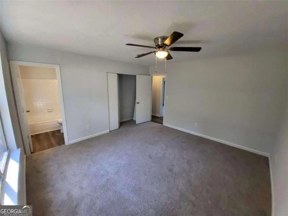 915 Fox Valley CT Stone Mountain, GA 30088