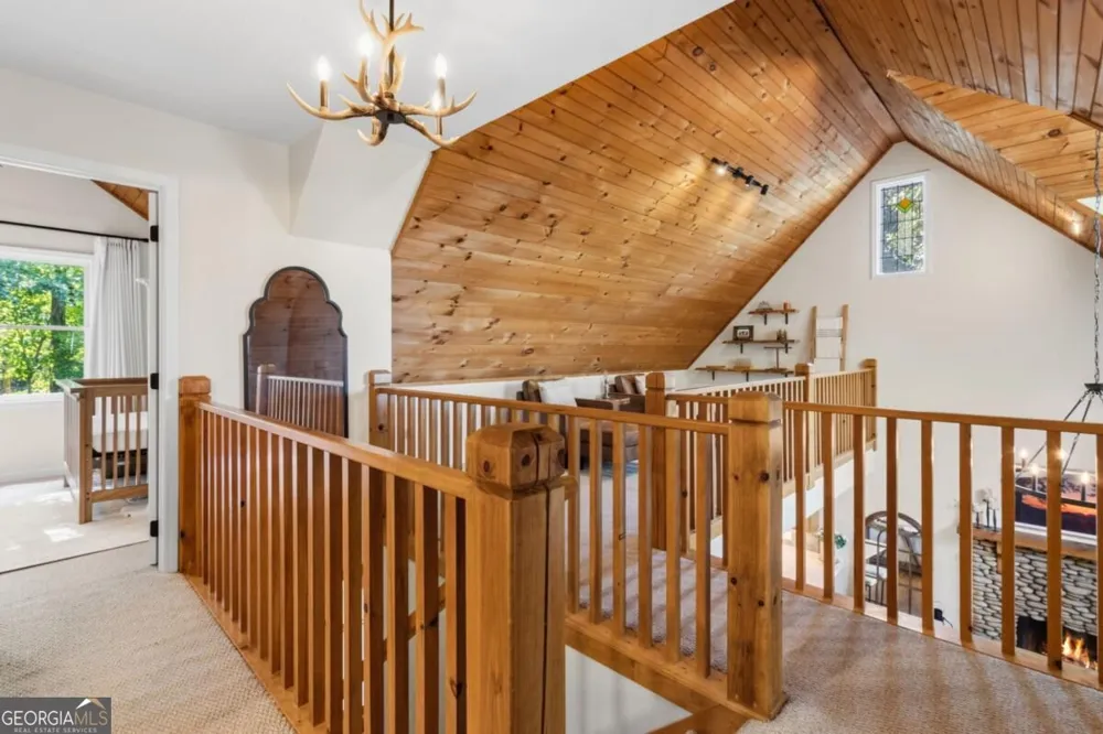 35 Dora LN Ellijay, GA 30540