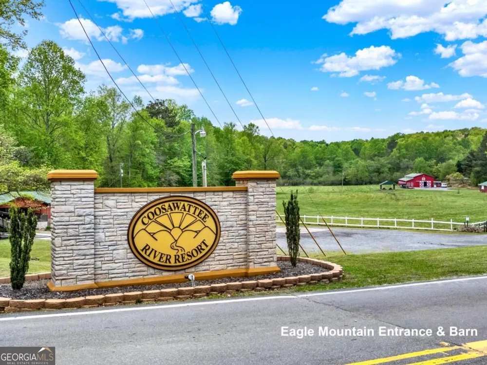 35 Dora LN Ellijay, GA 30540