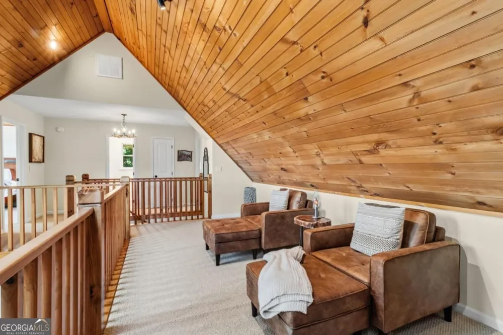 35 Dora LN Ellijay, GA 30540
