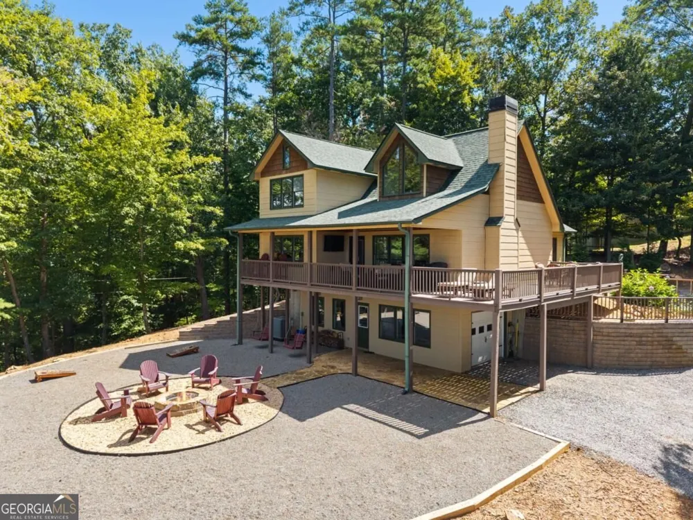 35 Dora LN Ellijay, GA 30540