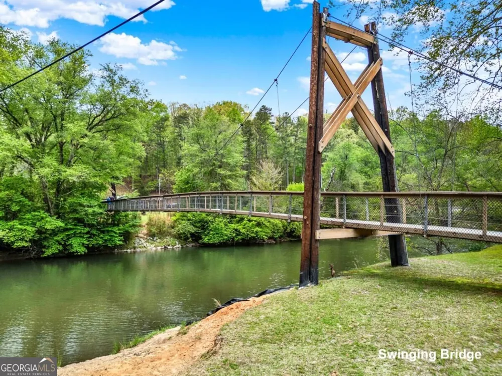 35 Dora LN Ellijay, GA 30540