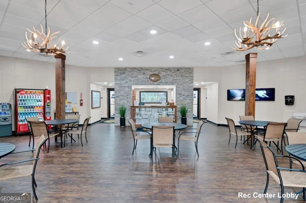 35 Dora LN Ellijay, GA 30540